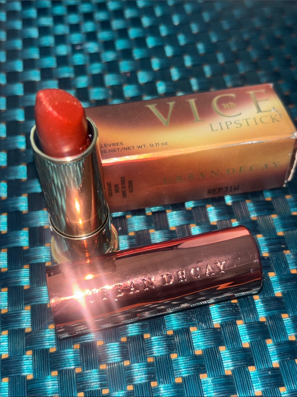 Urban Decay- Vice Lipstick “HEAT” metallic NWT